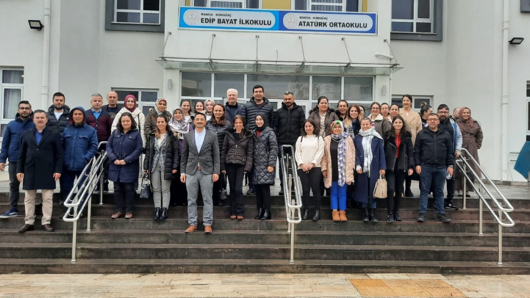 Kırkağaç'ta Biçimlendirici Değerlendirme Uygulamaları Semineri verildi.